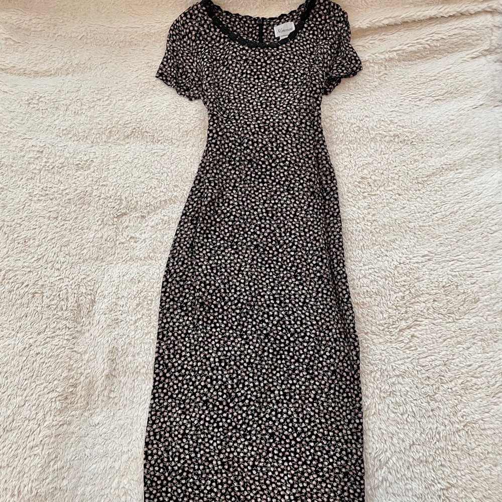 Maternité Ditsy Floral Maxi Maternity Dress